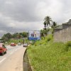 abjcoc030  corniche  mur de pisam direction plateau en venant de cocody st jean bis